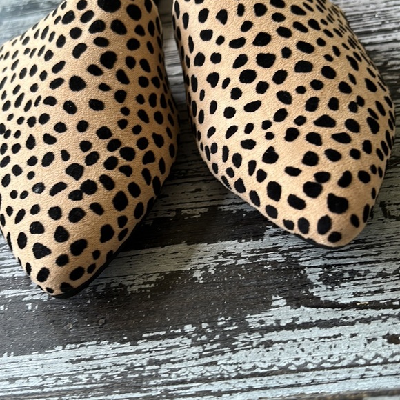 J.Adams flats - Picture 2 of 8